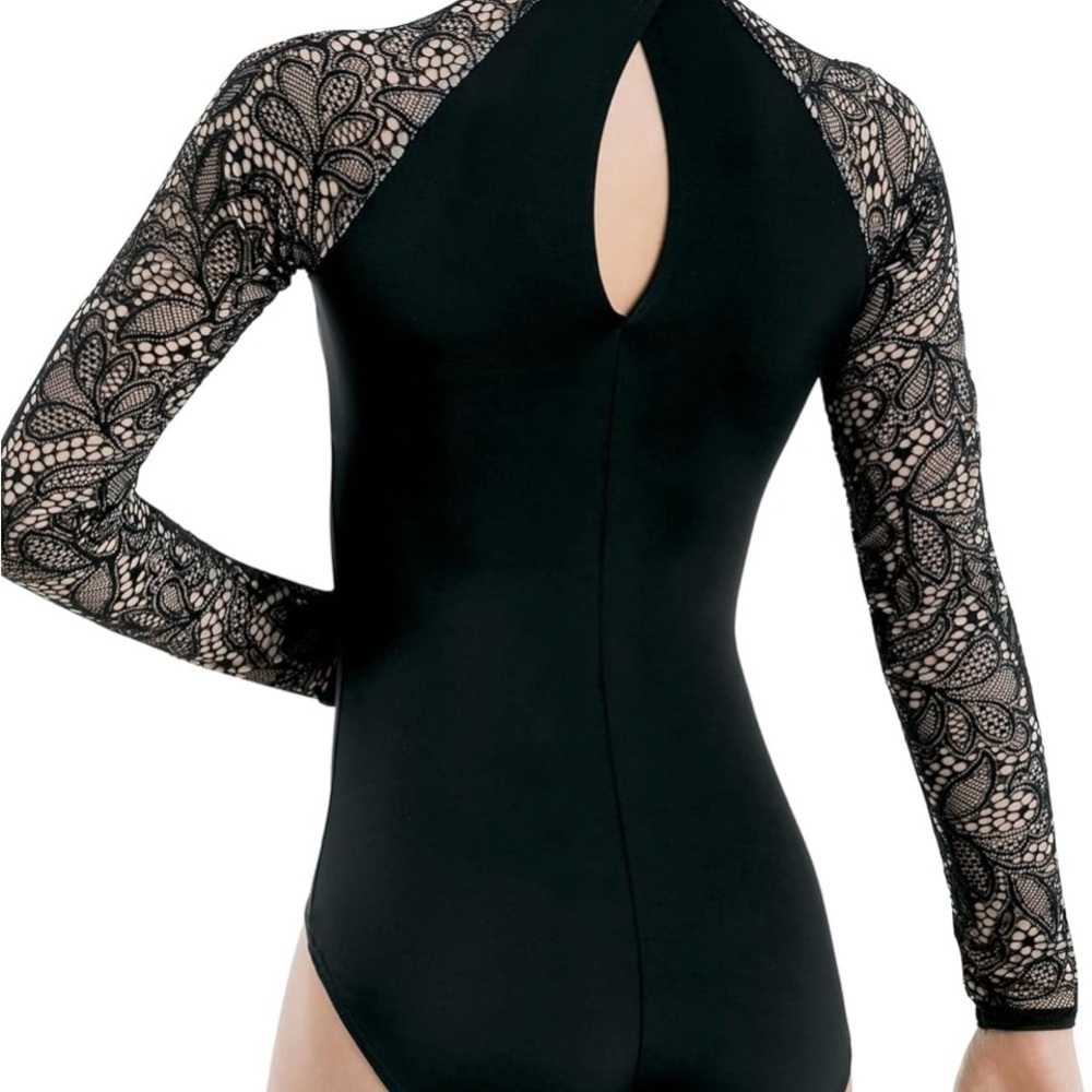 Elegant Black Lace Sleeve Women's Top used for dance